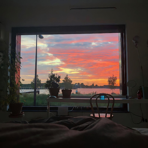 办公室下被扒奶罩吮奶头App
